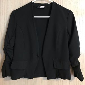 Black Cropped Blazer